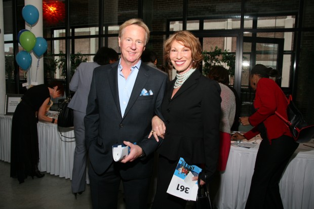 Keith Manzer, Sigrid Brooks